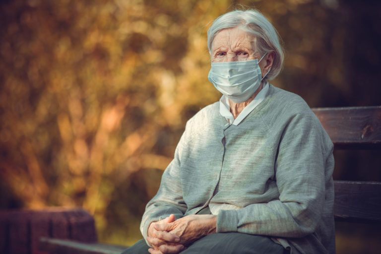 Covid-19 im Tessin: So schützen wir ältere Menschen vor den Risiken durch das Virus.