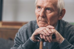 Scopri come il supporto psichiatrico a domicilio di BeeCare aiuta gli anziani in Ticino a ritrovare il benessere nel proprio ambiente familiare.